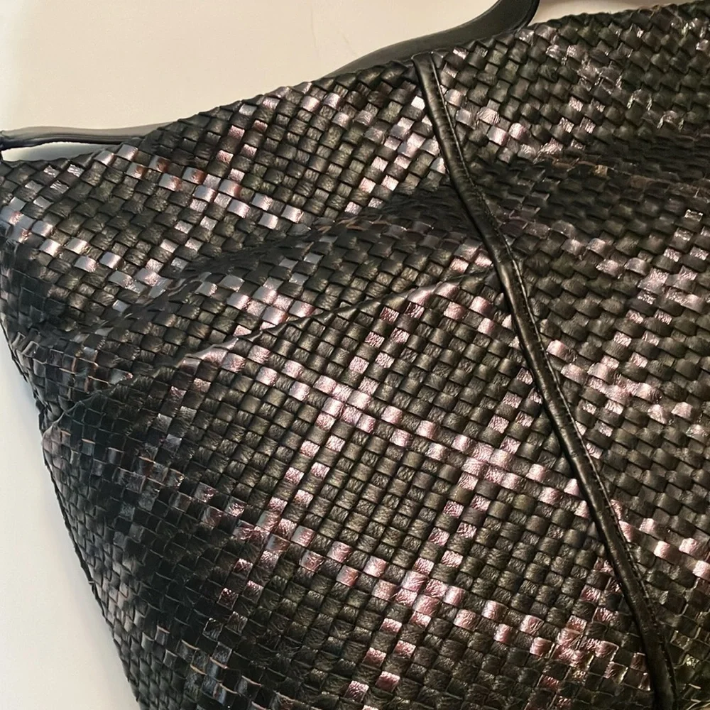 NWT HOBO Bag Purse with Matching Wristlet Super Cute! New with tags Black - Picture 13 of 13